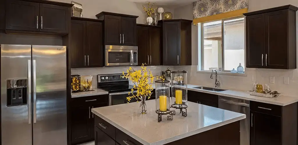 Cabinet painting results with freshly painted kitchen cabinets in Peoria, IL