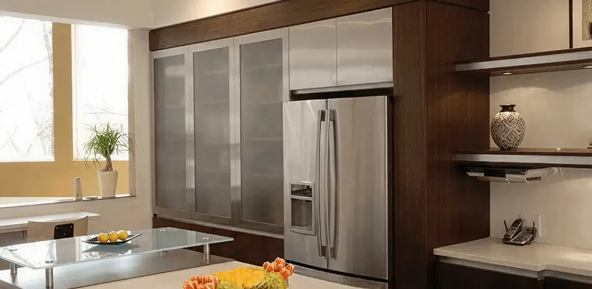 Cabinet door replacement and modern kitchen cabinet upgrade in Peoria, IL