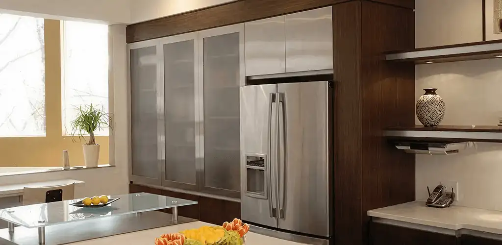 Cabinet door replacement and modern kitchen cabinet upgrade in Peoria, IL