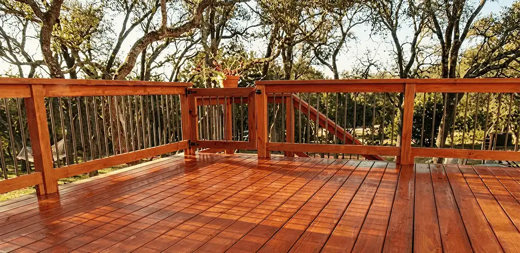 Deck sealing results with a freshly sealed wood deck in Peoria, IL